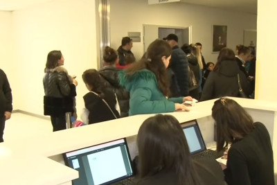 Bakı xəstəxanalarındakı növbə problemi nə zaman həll olunacaq?