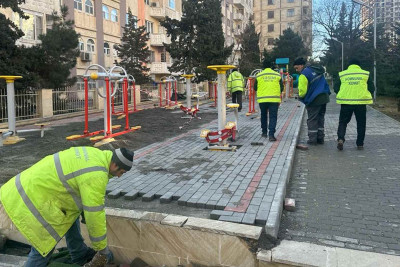 İzmit parkında təmir işləri görülür