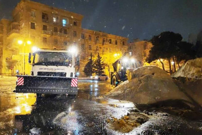Yasamalda kommunal işçilər gücləndirilmiş iş rejiminə keçiblər