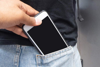 Yasamalda 6 nəfərin telefonları oğurlanıb