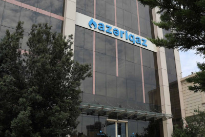 “Azəriqaz”: Yanmış mebel sexinə qurum tərəfindən qazlaşdırma həyata keçirilməyib