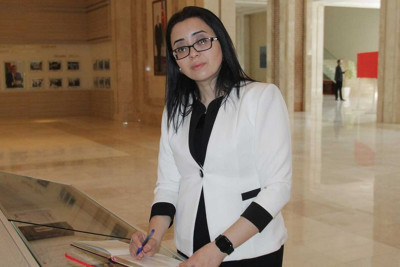 Bakıda məktəb direktoru dövlət qurumunu məhkəməyə verib
