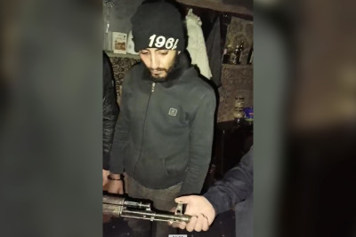 Suraxanıda “Kalaşnikov” satan şəxs tutulub