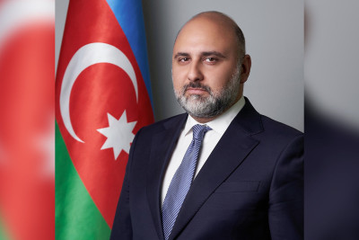 Riad Qasımov Bakı Şəhər Memarlıq və Şəhərsalma Baş İdarəsinin rəisi olub