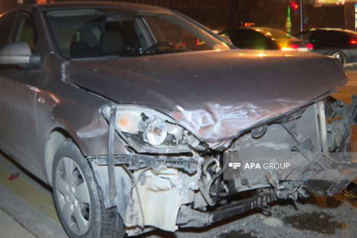 Nərimanovda 3 avtomobil toqquşub