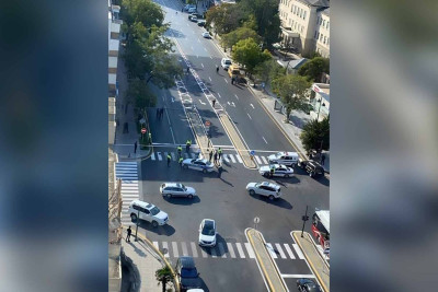 Yasamal: Şərifzadə küçəsində piyada zolağı və avtobus dayanacağı eyni yerdədir