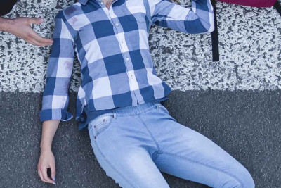 Xətaidə avtomobil qadını vuraraq öldürüb