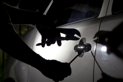 Xətai rayonunda “Chevrolet” qaçırılıb