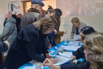 Dövlət Komitəsinin sədri səsvermədə iştirak edib