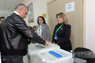 “Qarabağ”ın baş məşqçisi Yasamalda səs verib