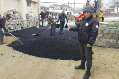 Suraxanı rayonunda yolların asfaltlanması davam edir