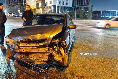 Xətai rayonunda 3 avtomobil toqquşub