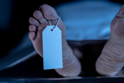 Yasamalda kişi özünü naqillə asıb