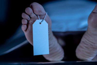 Nərimanovda mənzildə bağlı qapı arxasında meyit tapılıb