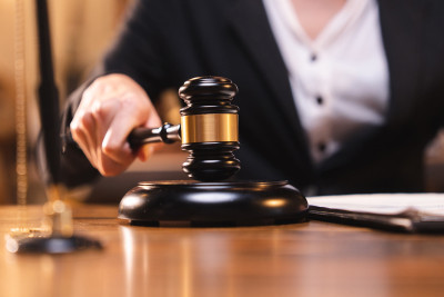 Bakıda iki nəfəri vuraraq öldürən sürücüyə hökm oxunub