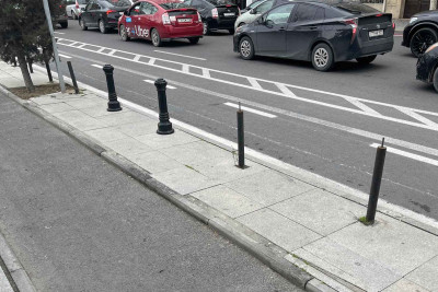 Bülbül prospektində niyə iki paralel velosiped zolağı salınıb?