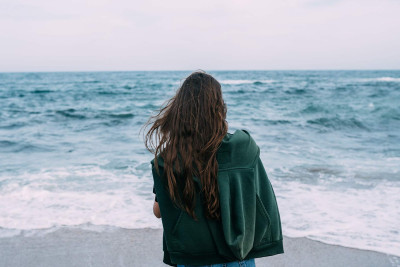 Xətai rayonunda 15 yaşlı qız itkin düşüb