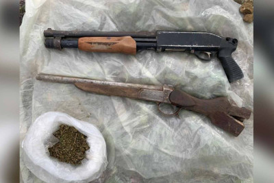 Şüvəlan qəbiristanlığında narkotik və silah tapılıb