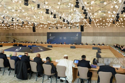 XI Qlobal Bakı Forumu davam edir