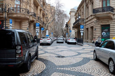 Bakının daha bir neçə mərkəzi küçəsi avtomobillər üçün bağlanır