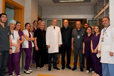 Xalq yazıçısı Çingiz Abdullayev xəstəxanadan evə buraxılıb