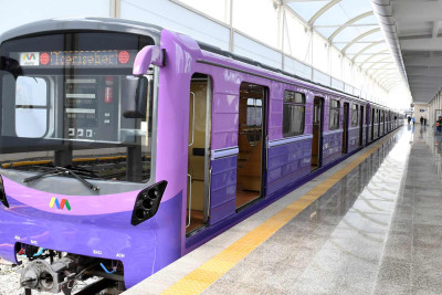 Metro qatarında nasazlıq yaranıb