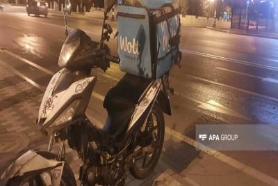 Nərimanovda 1 motosiklet və 2 avtomobil toqquşub