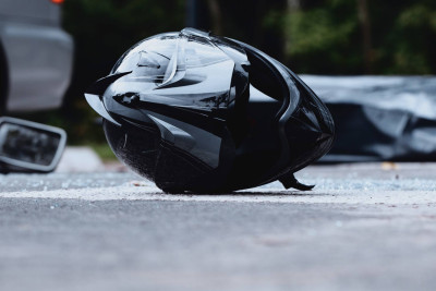 Xəzərdə motosikletlə traktor toqquşub