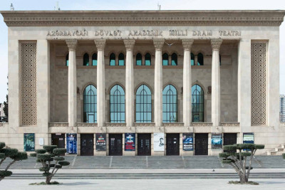 Milli Dram Teatrı gələn ayın proqramını yayıb