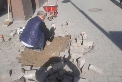 Nəsimi rayonunda parklarda təmir işləri aparılır