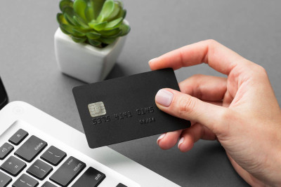 Yasamalda bir nəfərin bank kartından pul talanıb