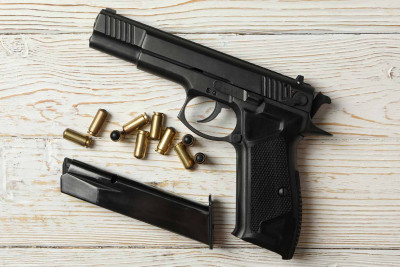 Şüvəlanda vətəndaşın evində qanunsuz saxlanılan silah aşkarlanıb