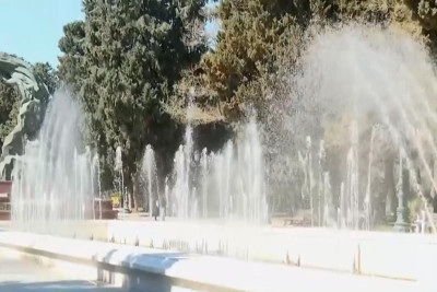 Bakıda fəvvarələrin fəaliyyəti start götürüb – VİDEO