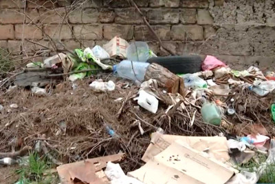Xətaidəki bağçanın məhəlləsi tullantılarla dolub - VİDEO