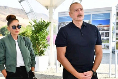 “Crescent Mall”un açılışında Prezident iştirak edib