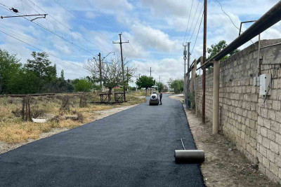 Yeni Suraxanıda küçə asfaltlanır