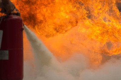 Sabunçu rayonunda saunada yanğın olub