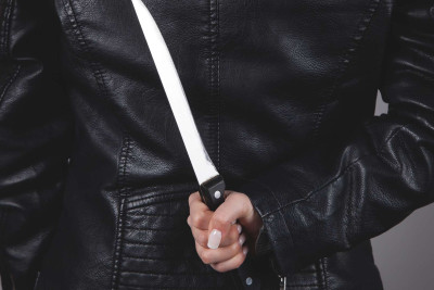 Sabunçuda qadın kişini öldürüb