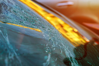 Nərimanovda gənc qız yol qəzasında xəsarət alıb