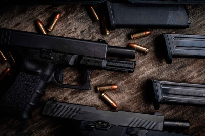 Bakıda və respublika ərazisində polisə silah-sursat təhvil verilib