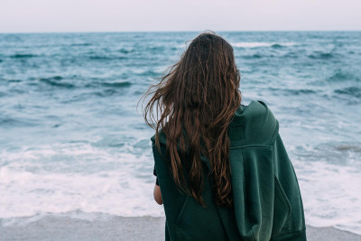 Yasamalda maşın qadını vurub