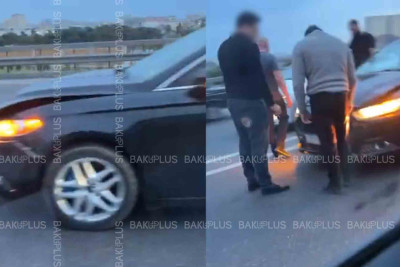 Aeroport yolunda 2 avtomobil toqquşub - VİDEO