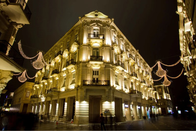 “Torqovaya”da bıçaqlanma hadisəsi baş verib