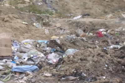 Qızıldaş qəsəbəsində zibil əlindən yaşamaq mümkün deyil