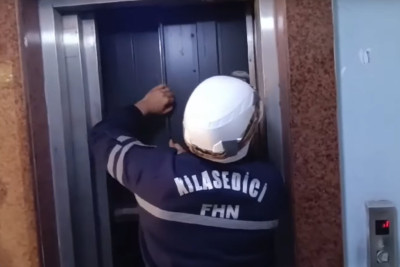 Buzovnada vətəndaş köməksiz vəziyyətdə qalıb