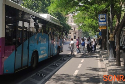 Problemli avtobus dayanacağının yeri dəyişdirilib