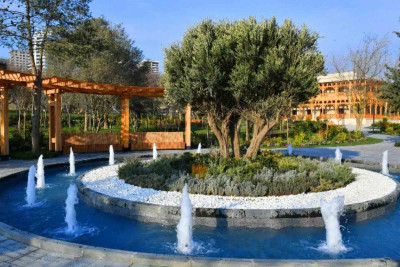Bakıda parkların salınması davam edir