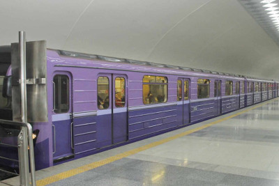 Metronun bənövşəyi xəttində qatarların intervalı dəyişdirilib
