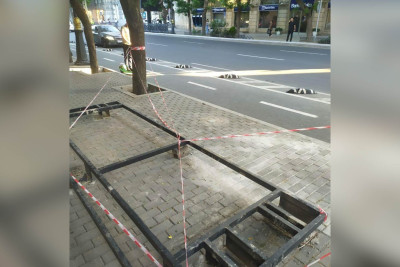 Azərbaycan prospektində avtobus dayanacağının yeri dəyişdirilir