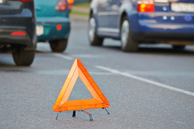 Binəqədidə qəza zamanı gənc qız xəsarət alıb